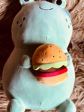 Smoochy Pals Stuff Pet 15” NWT